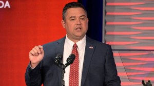 El presidente del partido republicano de Florida desafía a DeSantis y no dimitirá tras ser acusado de agresión sexual