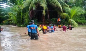 Más de 11 mil evacuados por una tormenta en el sur de Filipinas