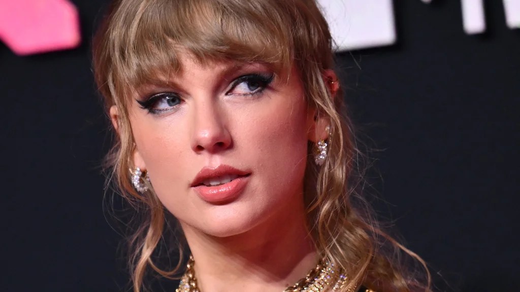 De las aulas a las urnas: ¿Qué tiene Taylor Swift que tanto interesa a Europa?