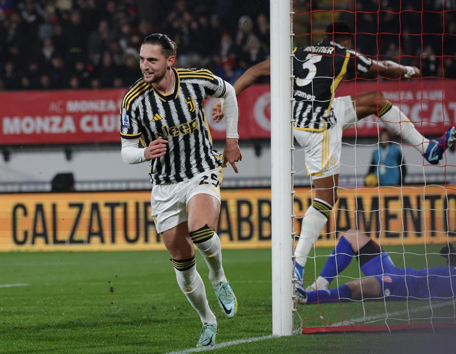 Juventus ganó en Monza con pocas llegadas, pero mucha efectividad al descuento