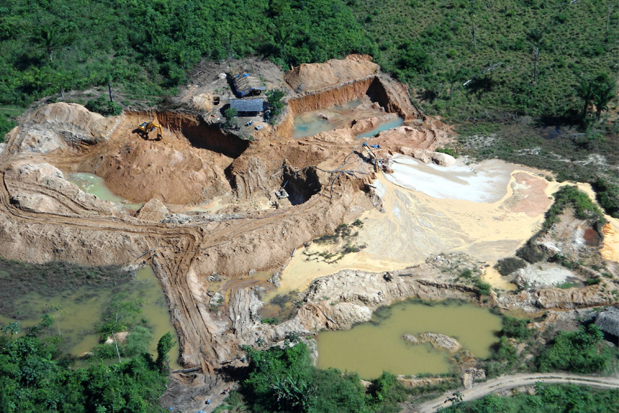 Informe reveló que la minería en Colombia está cada vez más conectada con el crimen organizado