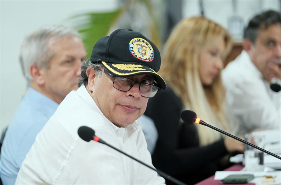 “No nos van a dejar gobernar”, dijo Petro sobre la suspensión del canciller colombiano