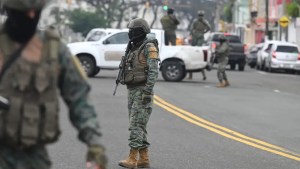 Más de 2.700 detenidos en Ecuador en 13 días de “conflicto armado interno” contra mafias