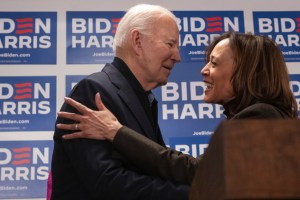 Harris se enojó con el fiscal que hizo “comentarios inapropiados” sobre la mala memoria de Biden