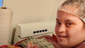 Venezolana con síndrome de down será premiada en Los Ángeles por el éxito de su emprendimiento