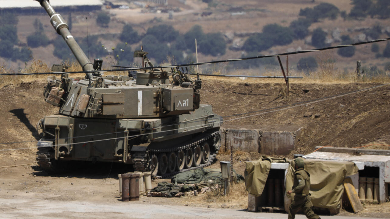 Israel ataca objetivos de Hezbolá con artillería y aviones de combate en el sur de Líbano