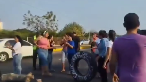 Exigen desalojo de los Yukpas de la Circunvalación 1 de Maracaibo por contrabando de combustible