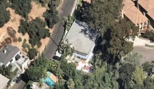 Incendio arrasó mansión de Cara Delevingne en Los Ángeles y dejó a dos personas afectadas (Video)