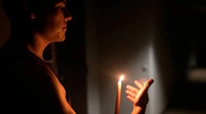 Entre 18 y 20 horas diarias sin electricidad se mantienen los tachirenses