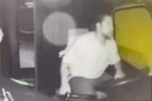 Pánico en autopista de Florida: una balacera entre camioneros quedó captada en VIDEO