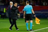Xavi Hernández le endosó al arbitraje la debacle del Barcelona ante PSG