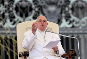 El papa Francisco reconoce los abusos de la iglesia e insta a la “reparación” para la reconciliación