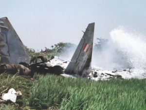 Hallan los restos de avión militar peruano desaparecido junto al cadáver del piloto