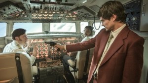 “Secuestro del vuelo 601”: la serie de Netflix basada en el siniestro aéreo más largo de todos
