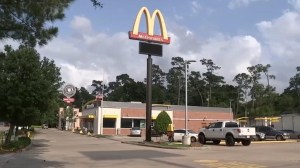 Intentó calmar a un cliente en McDonald’s de Houston, pero acabó asesinado a tiros