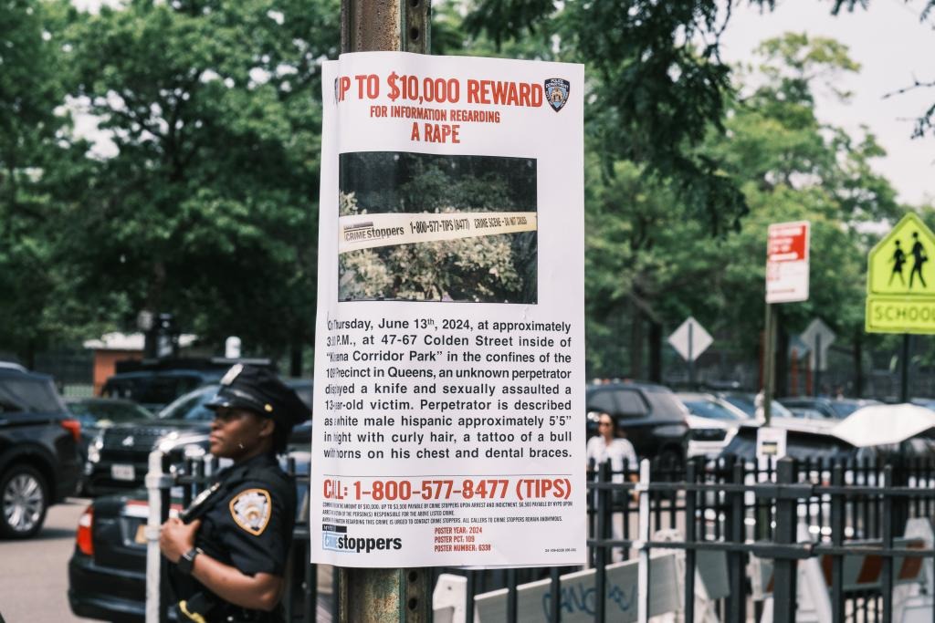 Ofrecen recompensa por depravado que abusó sexualmente de niña a plena luz del día en parque de Nueva York