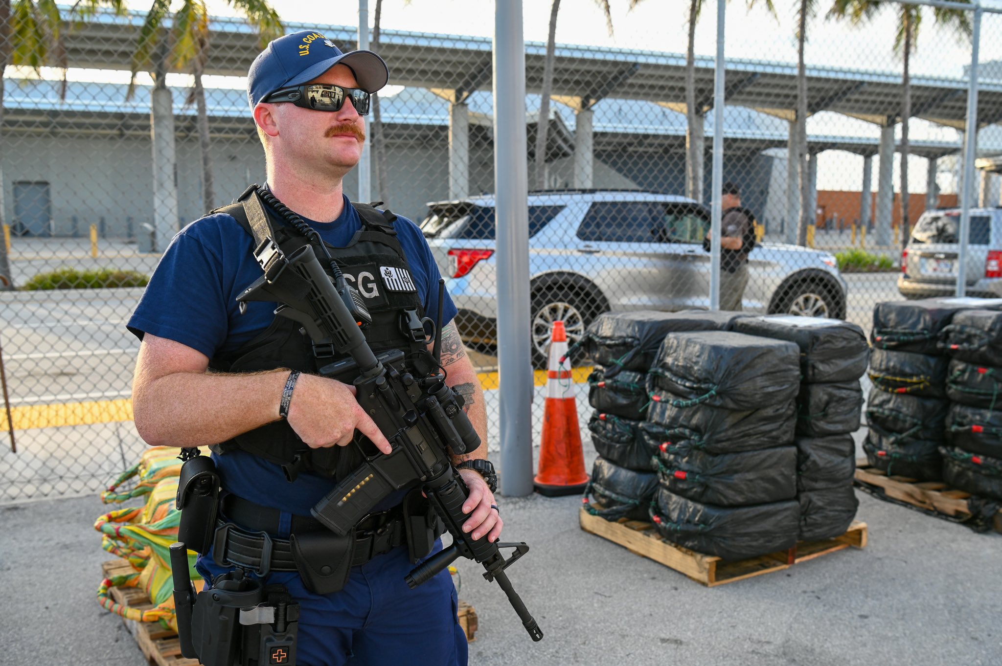 Guardia Costera de EEUU desembarcó en Florida más de dos toneladas de cocaína incautada cerca de Venezuela