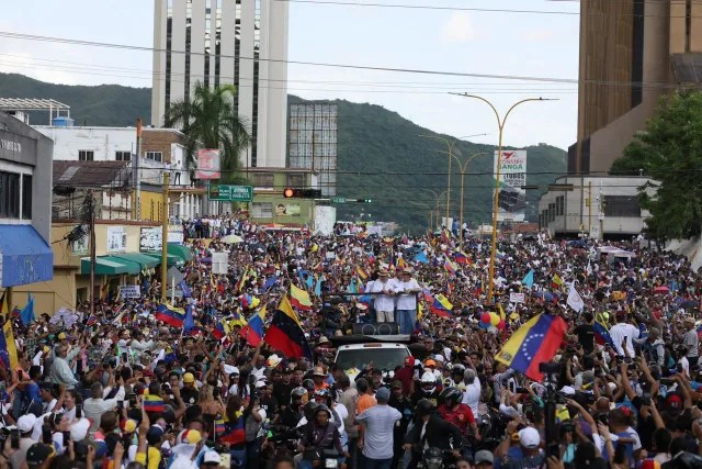 Edmundo González and María Corina Machado showed hope and enthusiasm in Venezuela’s Carabobo State