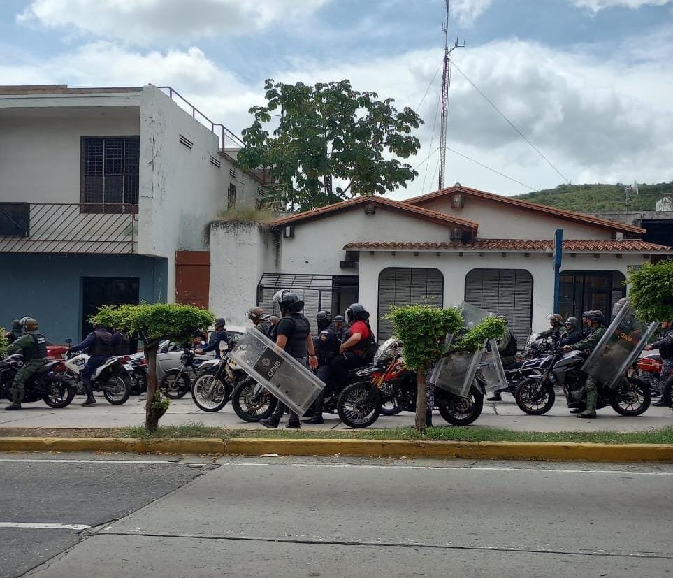 Denuncian detención arbitraría de periodista en Trujillo