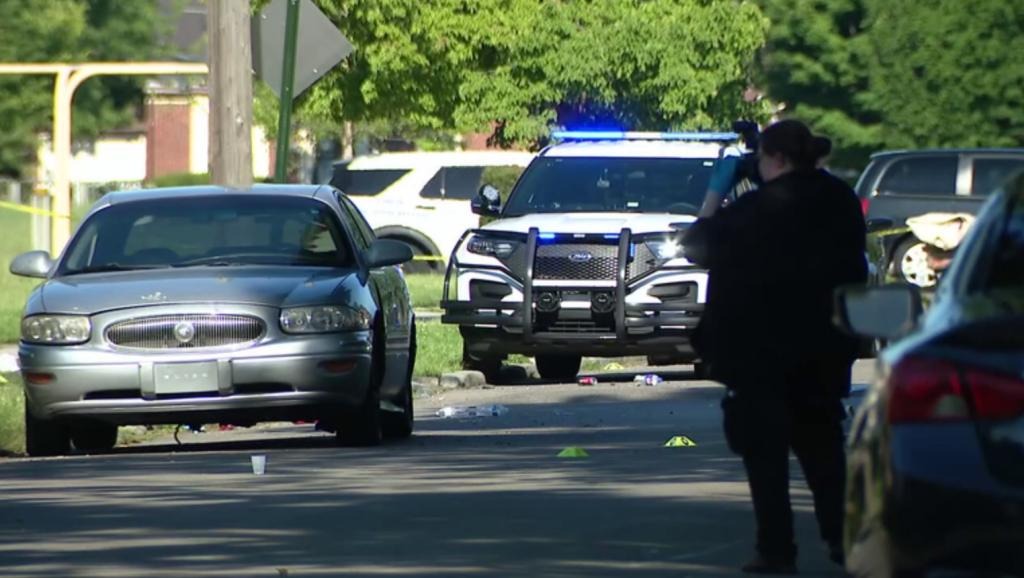 Tiroteo masivo durante fiesta callejera en Detroit dejó dos muertos y 19 heridos