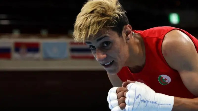 La historia de la boxeadora Imane Khelif, en el centro de la polémica tras su combate con la italiana Angela Carini en París 2024