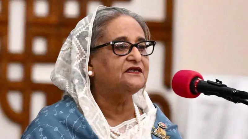 La estrepitosa caída de Sheikh Hasina, la mujer más poderosa de Bangladesh, que fue derrocada por un movimiento estudiantil