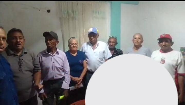 Jubilados y pensionados del Concejo Municipal de San Fernando de Apure exigen mejoras salariales